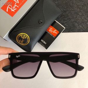 Ray-Ban Sunglasses 736